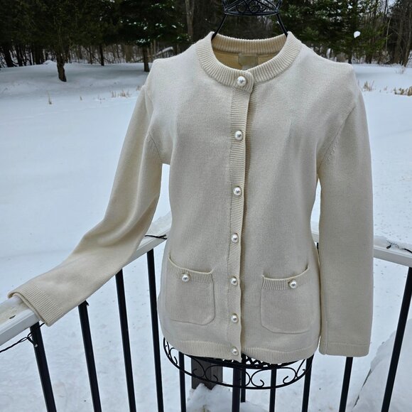 H&M Winter White Cardigan, Pearl Buttons, NWT size Small - Picture 1 of 13